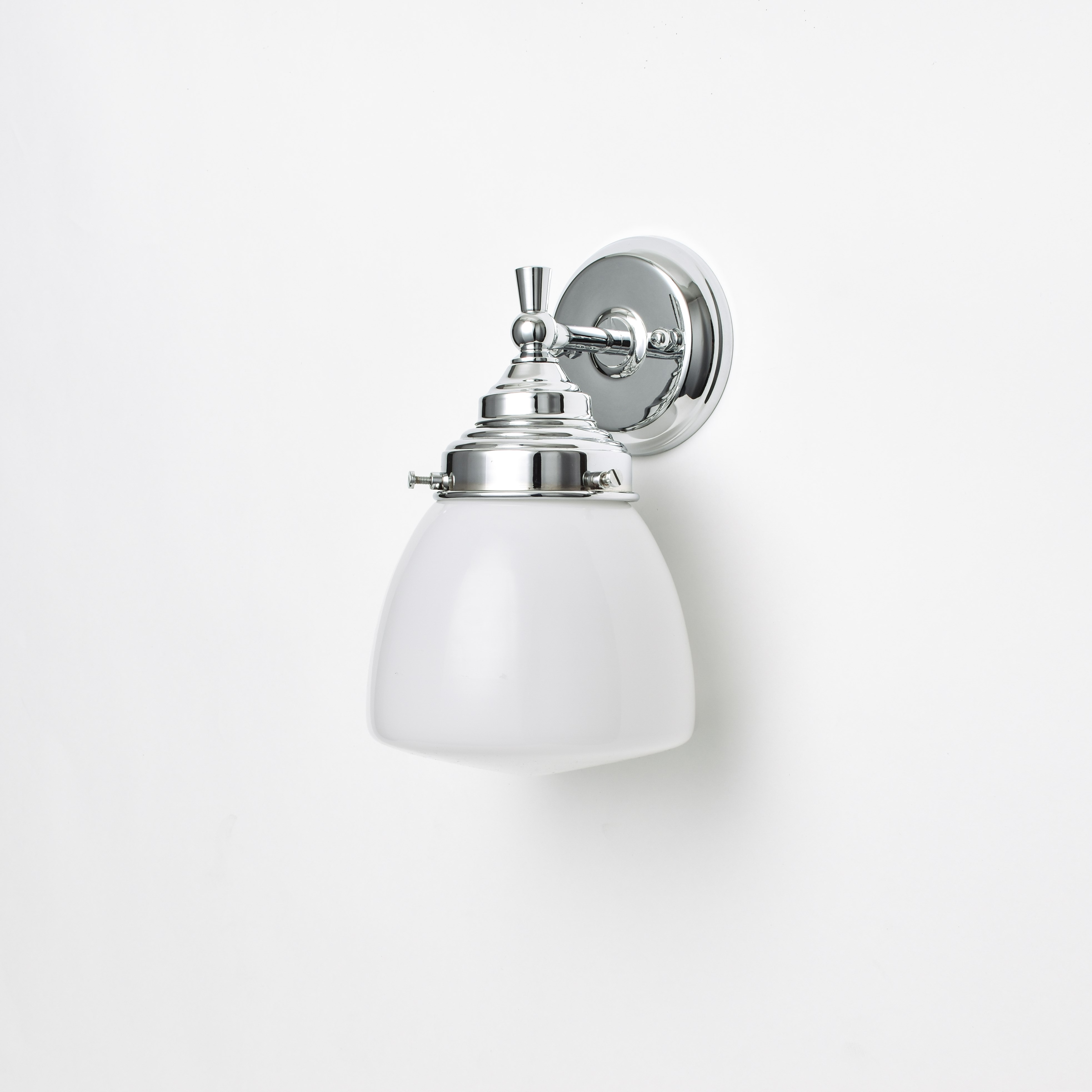 Wandleuchte Schoolglobe Small Royal Chrom
