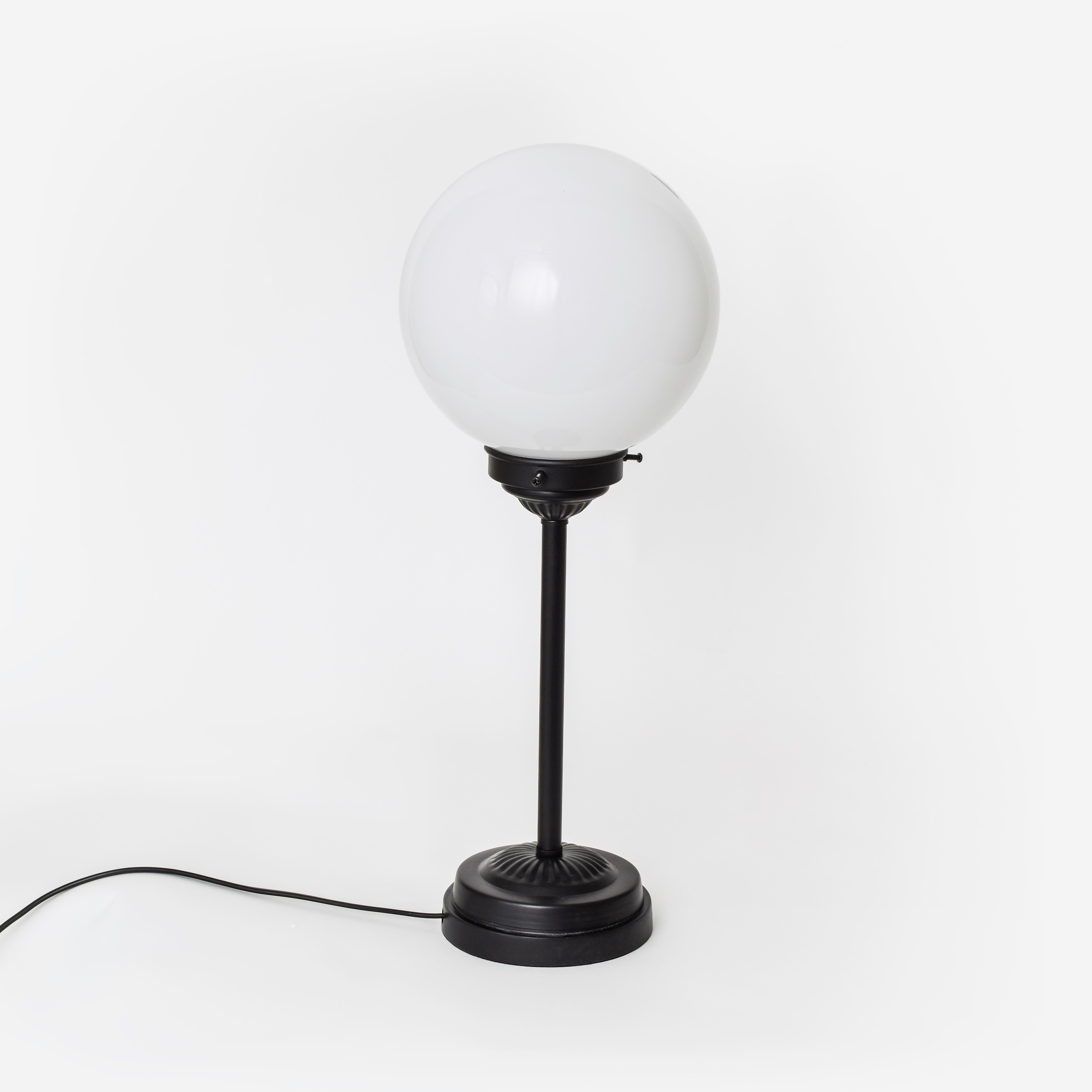 Tischlampe Slim Globe Ø 20 Moonlight 