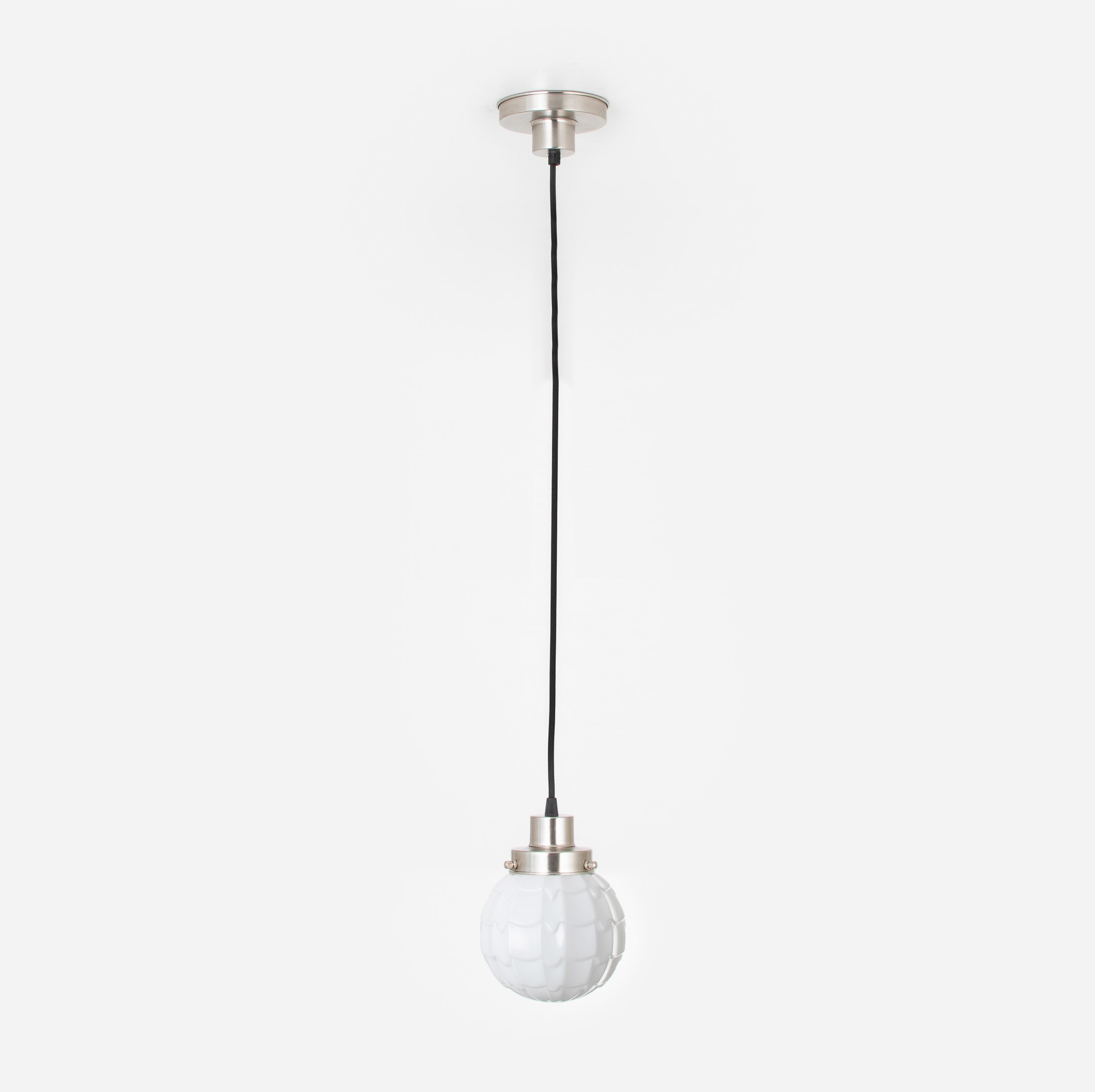 Hängelampe am Kabel Artichoke 20's Nickel matt