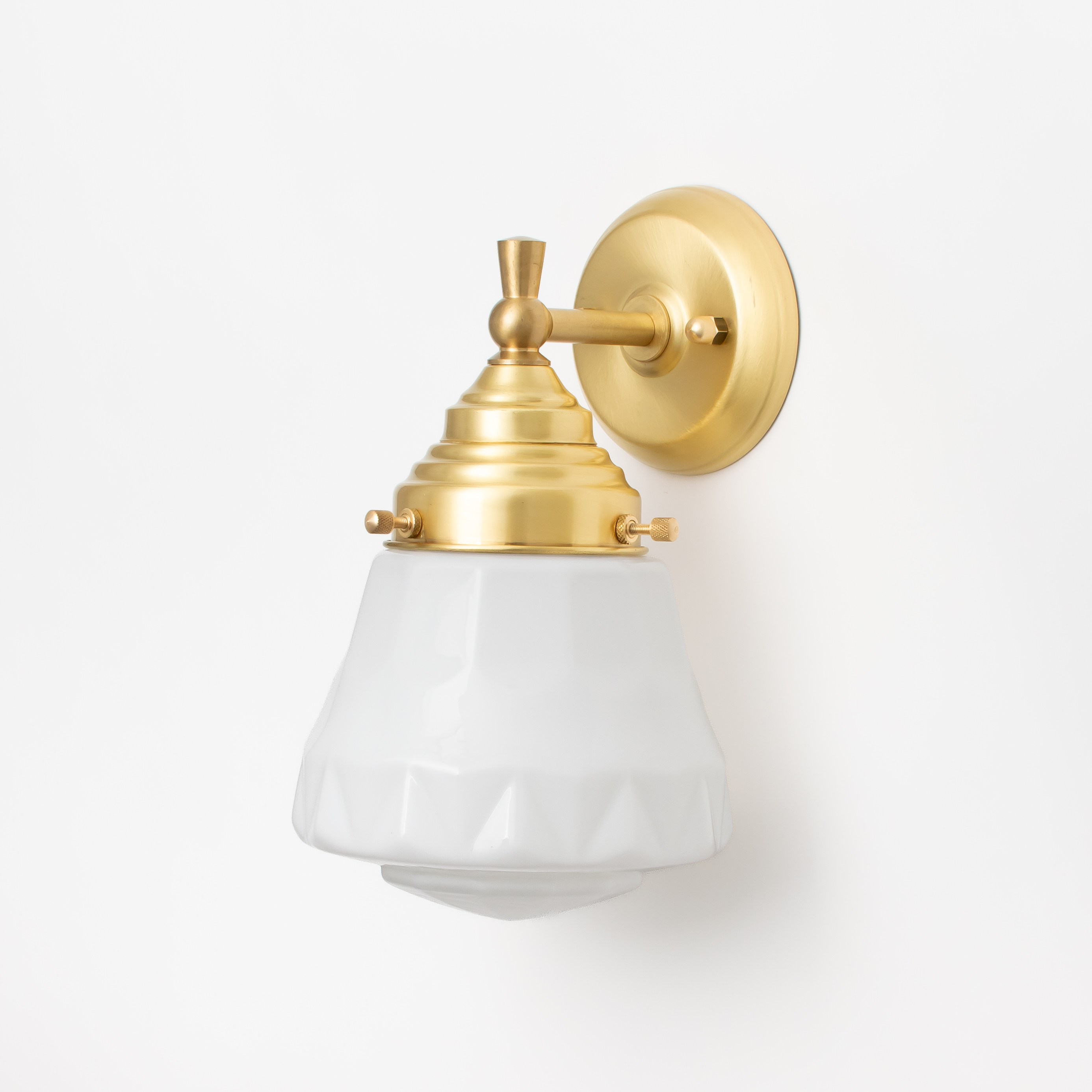 Wandlampe Bold Royal Messing